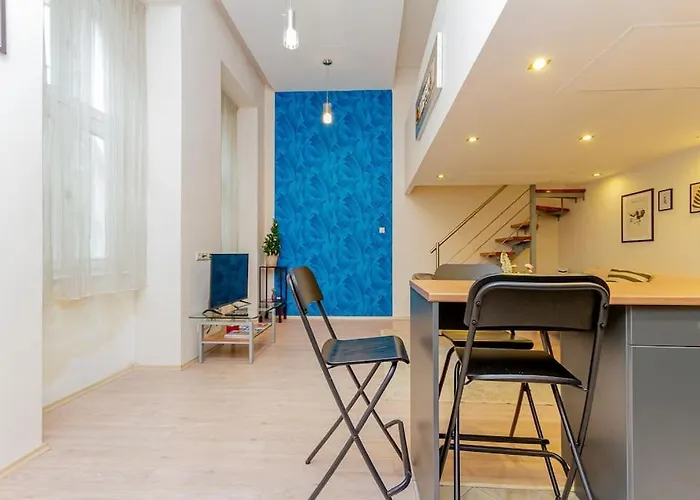 Colorful Cityscape Retreat By Nw * 부다페스트