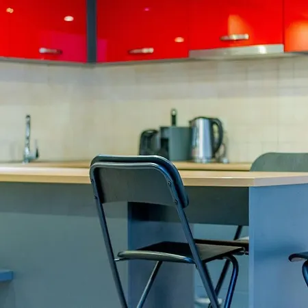 Apartament Colorful Cityscape Retreat By Nw
